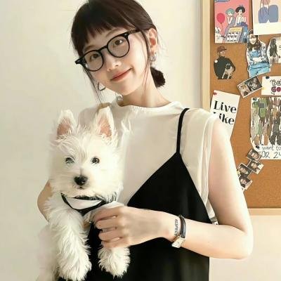 三艳嬉春